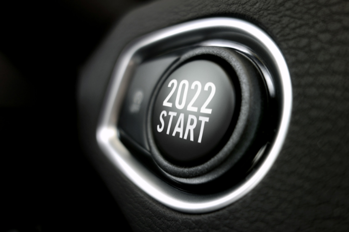 Car push start button with wording 2022 START